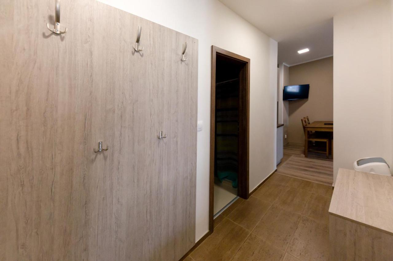 Ferienwohnung Rezidence Bělehradská Most Exterior foto