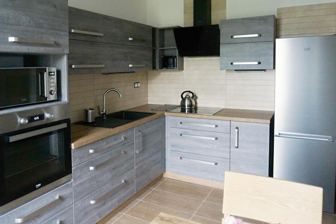Ferienwohnung Rezidence Bělehradská Most Exterior foto