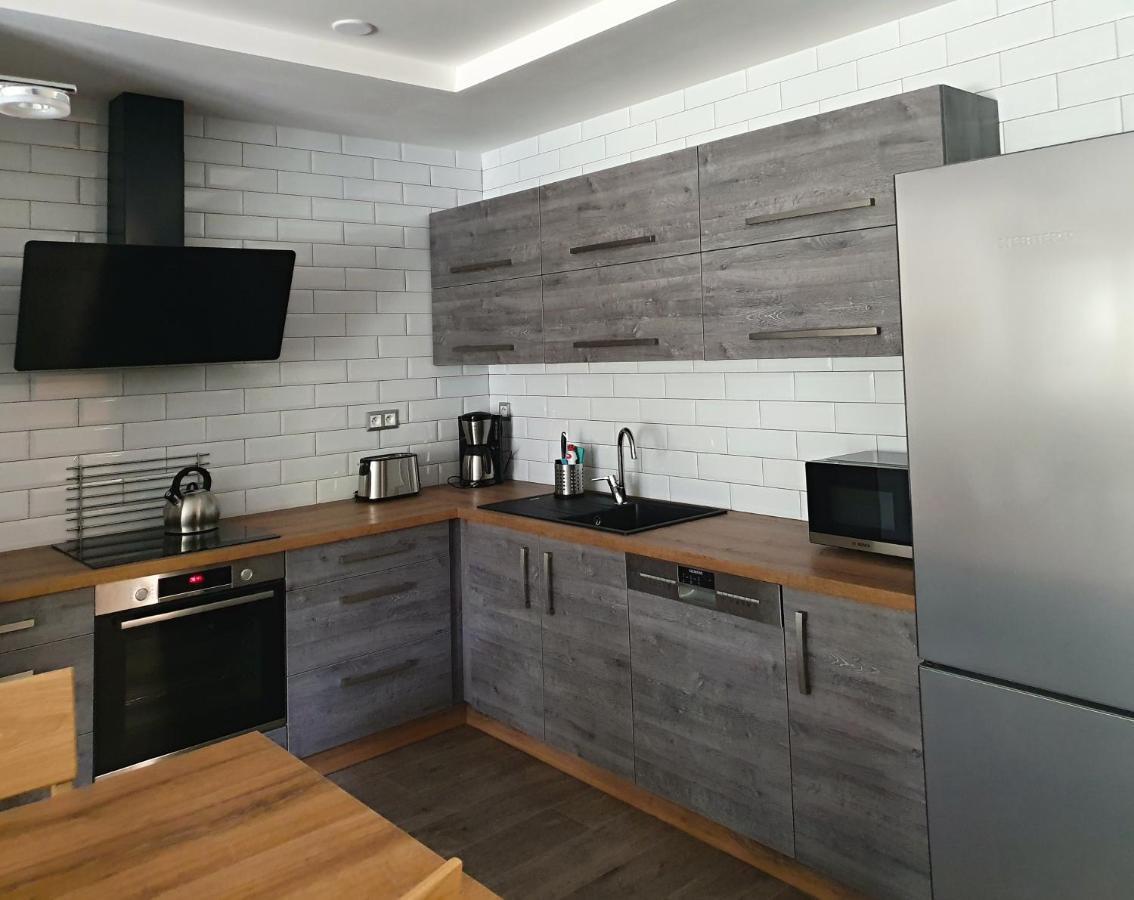 Ferienwohnung Rezidence Bělehradská Most Exterior foto