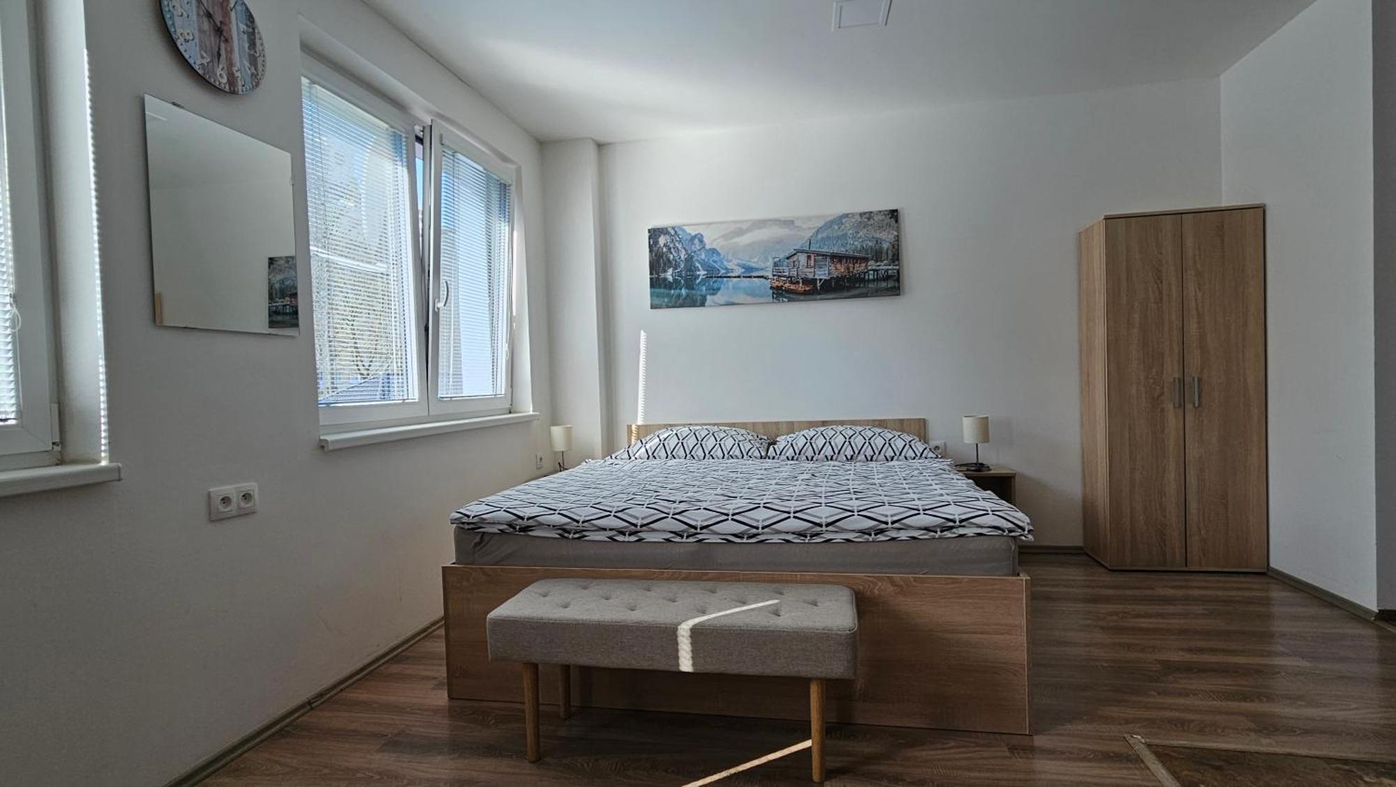 Ferienwohnung Rezidence Bělehradská Most Exterior foto